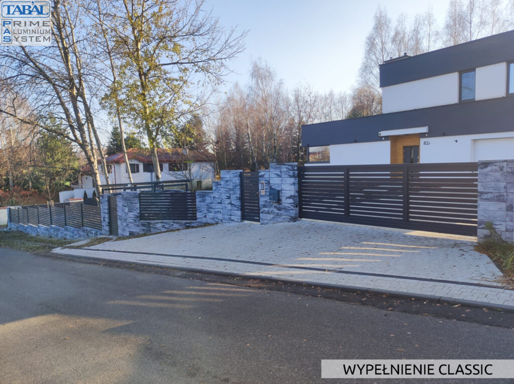 różnice między ogrodzeniem aluminiowym a&nbsp;stalowym